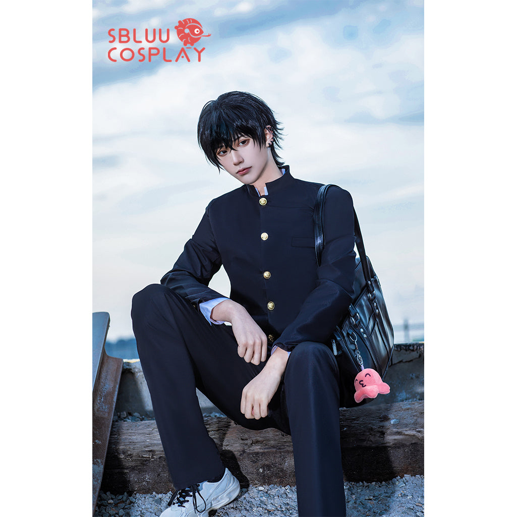 Chainsaw Man cosplay  Male cosplay, Cosplay, Cosplay costumes